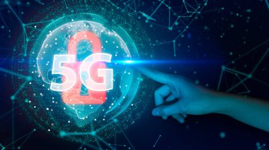 Evrensel ağa dokunan kadın eli ve uzay arka planında 5g ağ bağlantısı.