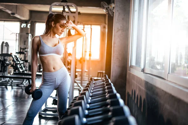 Young Sexy Girl Gym Attractive Fitness Woman Trained Female Body — Zdjęcie stockowe