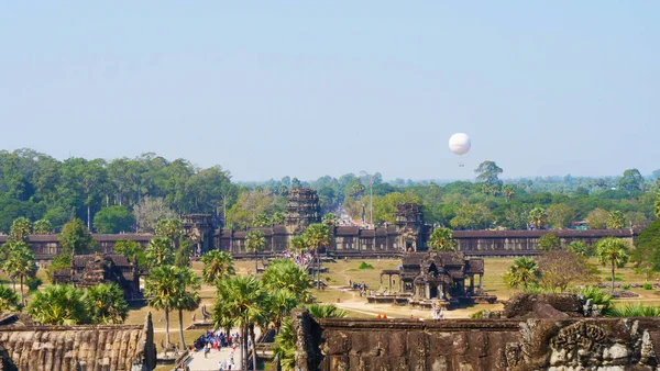 Beliebte Touristenattraktion Landschaft Ansicht der alten Tempel comp — Stockfoto