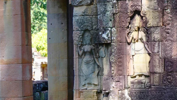 Banteay Kdei 'de taş oyma sanatı, Angkor nehrinin bir parçası. — Stok fotoğraf