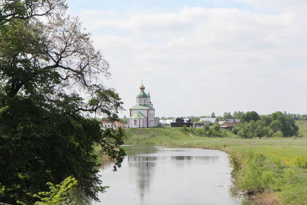 Suzdal. Rusya. Bahar