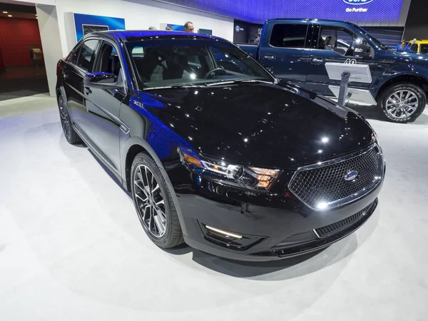 New York April 2017 Ford Taurus Sho Display 2017 New — Stock Photo, Image