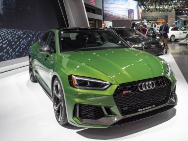 Audi, Rs 5, 2018 New York Uluslararası Otomobil göster