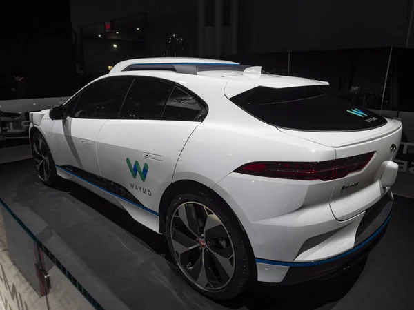Jaguar-Pace otonom araç 2018 New York Uluslararası Otomobil Fuarı, Waymo için