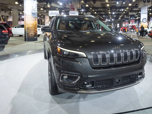 Jeep Cherokee, a 2018-ban New York-i nemzetközi Auto Show — Stock Fotó