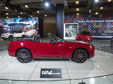 Fiat 124 Spider Abarth 2018 New York Uluslararası Otomobil Fuarı