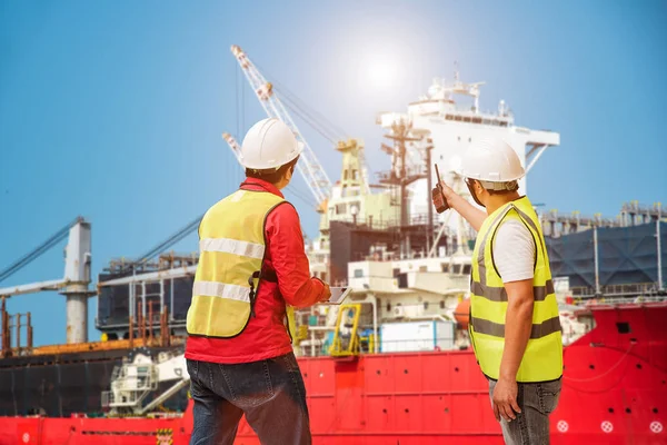 Vorarbeiter Supervisor Hafenkontrolleur Verlademeister Verantwortlich Für Die Arbeit Auf Der — Stockfoto