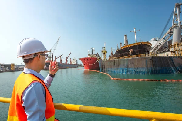 Hafenstaatskontrolle Die Verpflichtet Ist Die Verschmutzung Des Meerwassers Arbeitsbereich Kontrollieren — Stockfoto