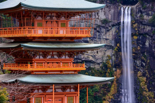 Närbild Wakayama Helgedom Med Vattenfall Bredvid Utsikten Över Landskapet Och — Stockfoto