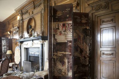 İngilizce kale tipik iç