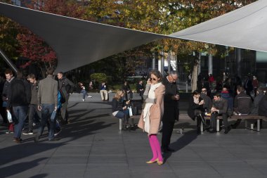 Sadece kapalı Bishopsgate Spitalfields rejenerasyon parçasını oluşturan Liverpool Street İstasyonu yakınındaki şehir alan ofis binaları