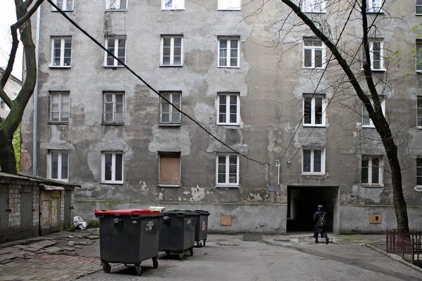 Bâtiments anciens à New Praga qui est un quartier très populaire maintenant — Photo
