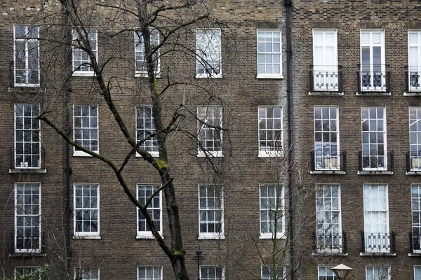 Высота офисного здания в Лондоне — стоковое фото