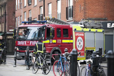 Acil durum hizmetleri itfaiye Londra itfaiye Liverpool street, Londra içinde an ortaya çıkmak için yanıt