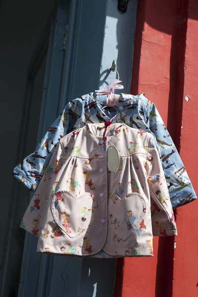 Vintage kläder butik, Portobello Road, Notting Hill, London, England, Storbritannien — Stockfoto