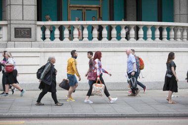 İnsanlar gitmek için Liverpool Street, işten eve geliyor