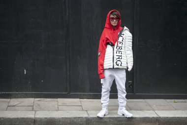  Londra Moda Haftası