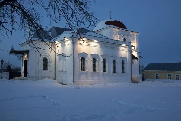 Kirche des Hl. Nikolaus gostiny in Kolomna kremlin — Stockfoto