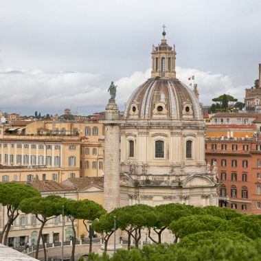 Santa Maria di Loreto Santissimo Nome di Maria Kilisesi en kutsal Adı Mary Pazar Roma İtalya. T. 1688 kurulan Nome di Maria Kilisesi