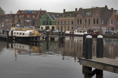 İnsanlar Den Bosch, Hollanda eski kentini ziyaret. Leiden Hollanda 6 büyük Aglomerasyon olduğunu .