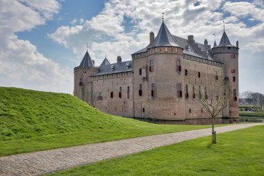 Hollanda, Hollanda, Avrupa'nın Muiden köyünde kalenin Muiderslot