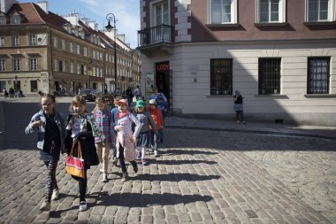 İkinci Dünya Savaşından sonra yeniden inşa ve şimdi Unesco Dünya Mirası Site Old Town formu geç Rönesans tarzı kasabalı evler