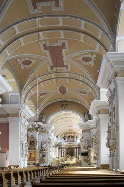 Katolik Katedrali iç