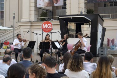 Viyana sanat pavyonu ve Viyana 'daki Mumok Müzesi