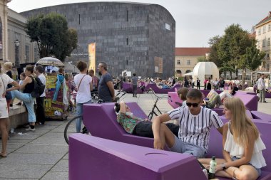 Viyana sanat pavyonu ve Viyana 'daki Mumok Müzesi