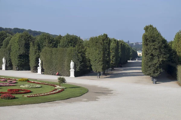 Paleis Schonbrunn, Duits: Schloss Schonbrun, barokke zomerresidentie van Habsburgse vorsten in Hietzing, Wenen Oostenrijk — Stockfoto