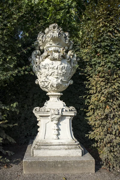 Schonbrunn Palace, Tyskland: Schloss Schonbrun, barock sommarbostad Habsburg monarker i Hietzing, Wien Österrike — Stockfoto