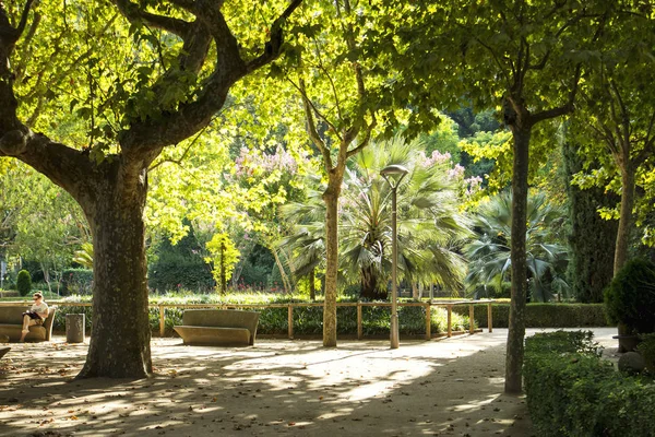 Parque Devesa en Girona ciudad, Cataluña, España — Foto de Stock