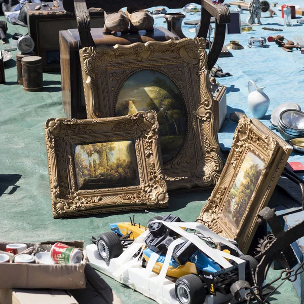 Mercat Port Barcelona. Flea market Fira Brocanters -Port Antic — Stock Photo, Image