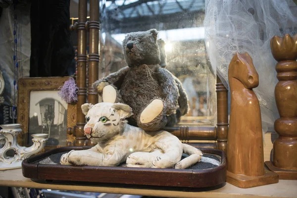 Лондон Великобритания Февраля 2020 Блошиный Рынок Спиталфилдс Тедди Медведь Игрушечный — стоковое фото