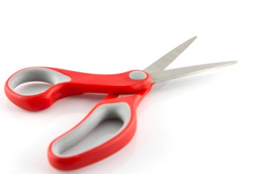 Kırmızı makas izole