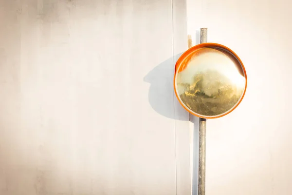 Trafik Bombeli Ayna — Stok fotoğraf