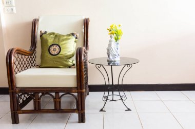 Hasır Sandalye sabah hafif ayarla