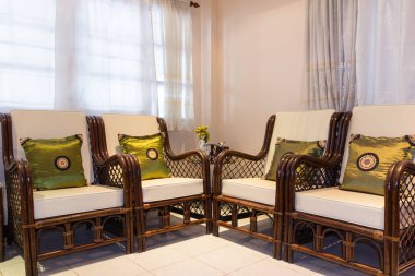 Hasır Sandalye sabah hafif ayarla