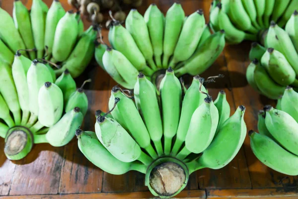 바나나는 녹색이다 — 스톡 사진