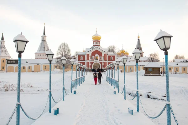 Valdai Iversky Svyatoozersky Monastère Bogoroditsky en Russie — Photo