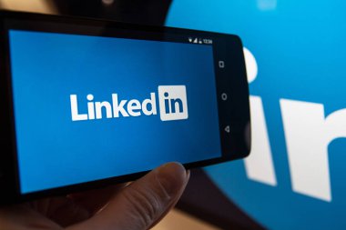 Sosyal ağ hizmeti LinkedIn