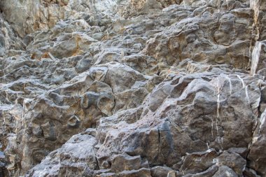 Kaya dağının uçurumu