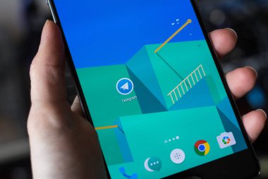 Telgraf uygulama smartphone ekran üzerinde 