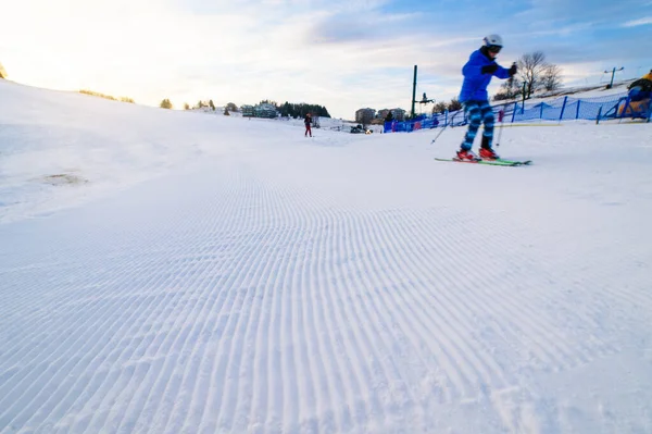 Skiing background - fresh snow on ski slope — Stock Photo, Image