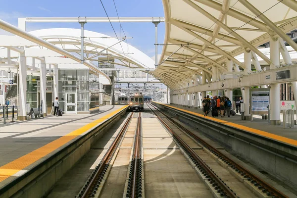 Tren en Denver Union Station — Foto de Stock