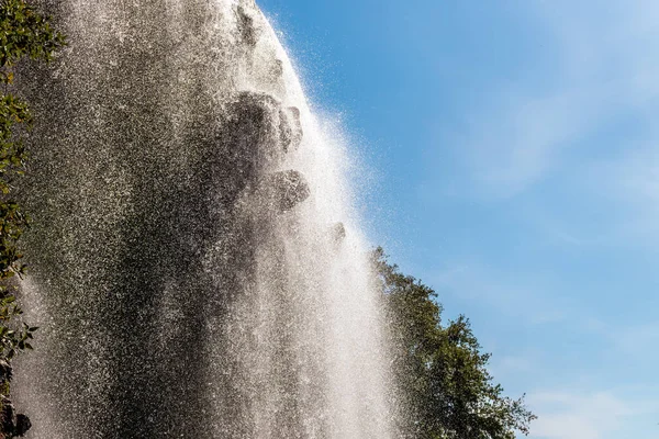 View Man Made Waterfall Touristic Castle Hill Nice France Sunny — Stock Photo, Image