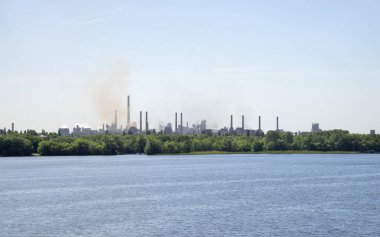Voronezh nehri ve Novolipetsk metalürji Lipetsk 'te birleşir. Rusya