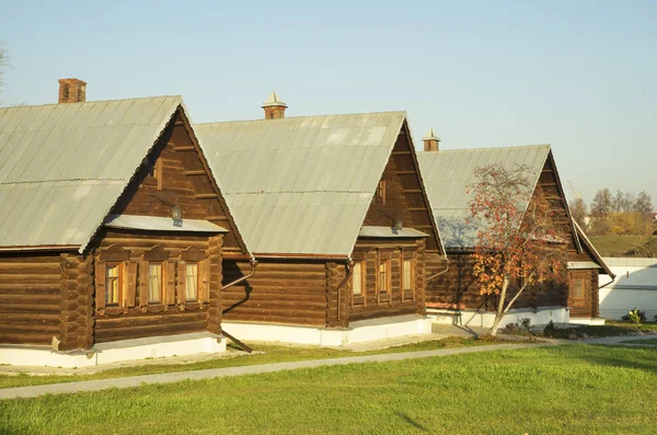 苏斯达尔 Suzdal Pokrovsky修道院的修道院牢房 俄罗斯 — 图库照片