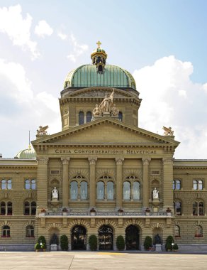 İsviçre Federal Sarayı, Bern Bundesplatz 'da. İsviçre
