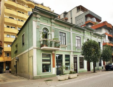 Pogradec caddesinde. Arnavutluk